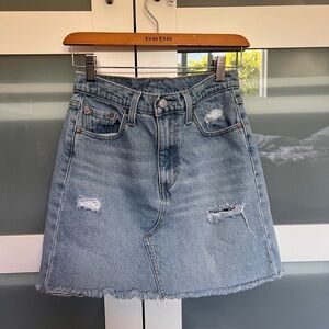 Levi’s Icon Denim Skirt